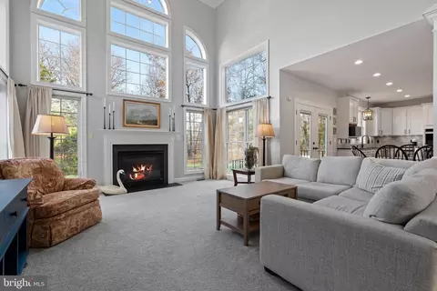 43332 Clarecastle Dr, Chantilly, VA 20152 photo 11