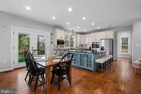 43332 Clarecastle Dr, Chantilly, VA 20152 photo 14