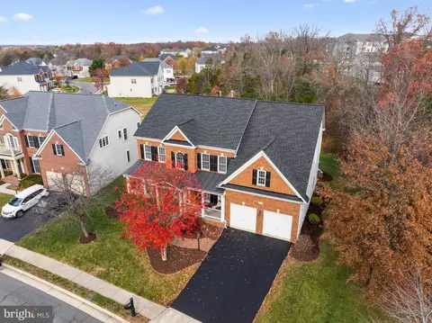 43332 Clarecastle Dr, Chantilly, VA 20152 photo 4