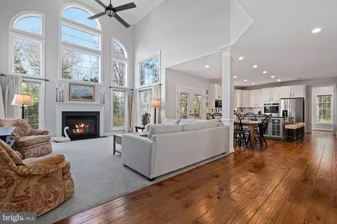 43332 Clarecastle Dr, Chantilly, VA 20152 photo 10