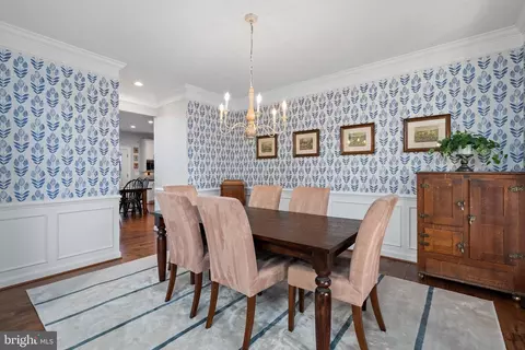 43332 Clarecastle Dr, Chantilly, VA 20152 photo 6