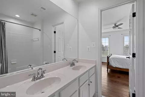 43332 Clarecastle Dr, Chantilly, VA 20152 photo 33