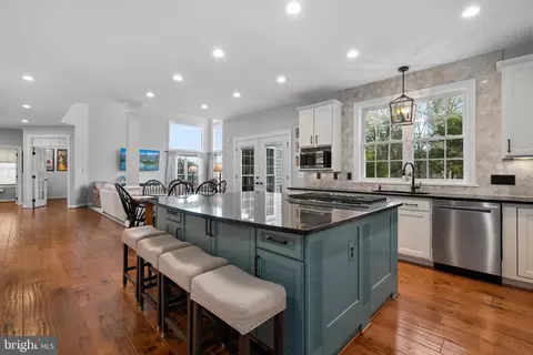 43332 Clarecastle Dr, Chantilly, VA 20152 photo 16