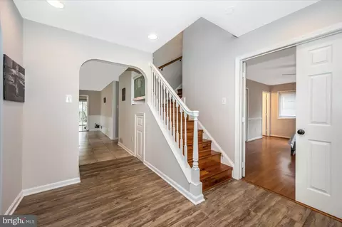 105 Baker Ln, Sterling, VA 20164 photo 23