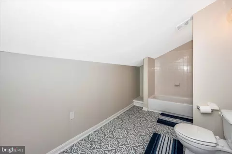 105 Baker Ln, Sterling, VA 20164 photo 30
