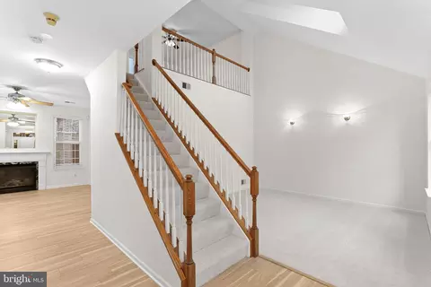 43290 Silver Queen Ter, Ashburn, VA 20147 photo 7