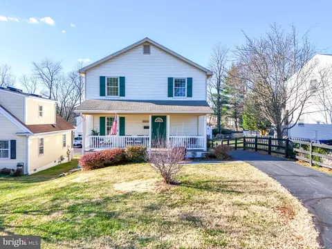 703 A Wirt St SW, Leesburg, VA 20175
