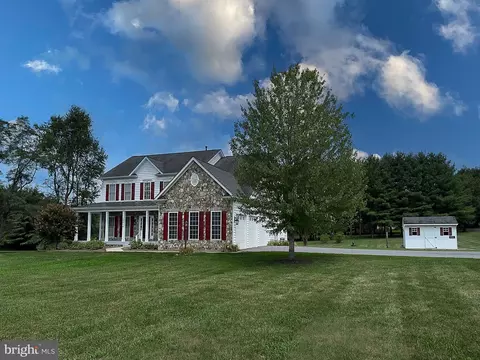 15514 Hillsboro Rd, Hillsboro, VA 20132