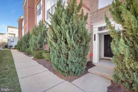 20651 Sibbald Sq, Ashburn, VA 20147 photo 5