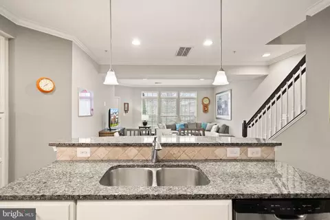 Kitchen - 42575 Burbank Ter, Sterling, VA 20166 photo 7 of 7