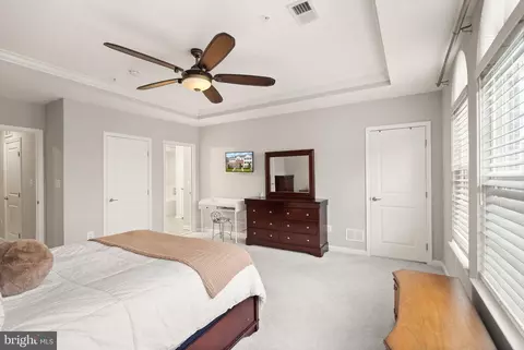 Bedroom - 42575 Burbank Ter, Sterling, VA 20166 photo 4 of 5