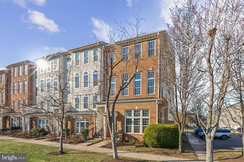 42309 Onyx Ter, Aldie, VA 20105