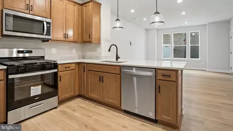 45166 Drowes Ter, Sterling, VA 20166