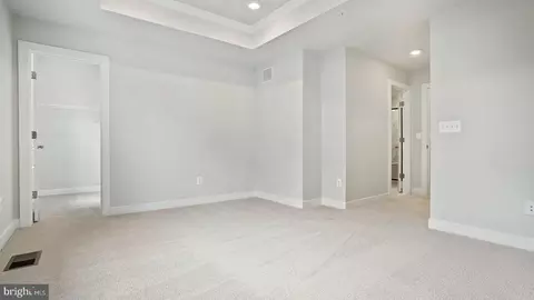 45166 Drowes Ter, Sterling, VA 20166 photo 6