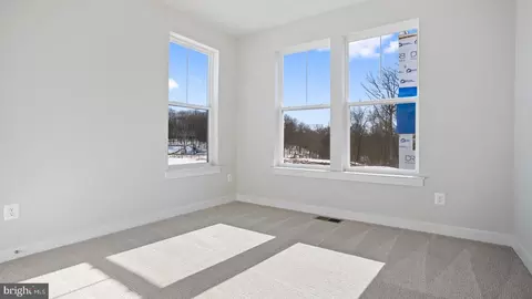 45176 Drowes Ter, Sterling, VA 20166 photo 13