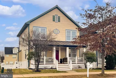 20484 Charter Oak Dr, Ashburn, VA 20147