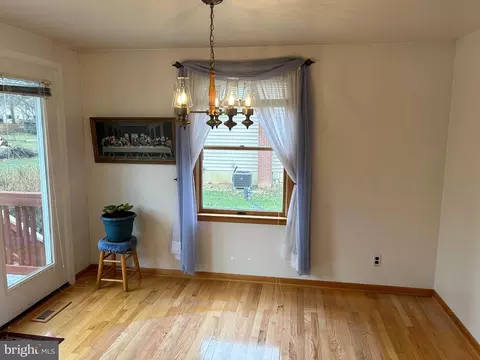 Other - 233 W Virginia Ave, Hamilton, VA 20158 photo 4 of 9