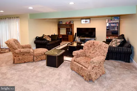 20817 Confidence Ct, Ashburn, VA 20147 photo 38