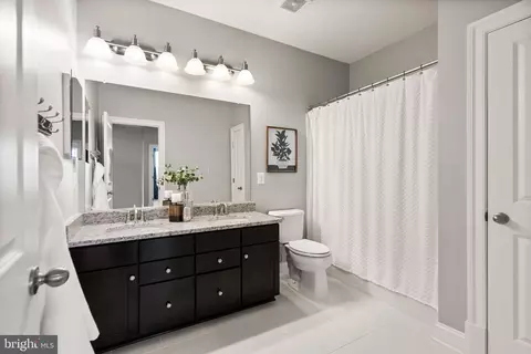 41841 Bloomfield Path St, Ashburn, VA 20148 photo 15
