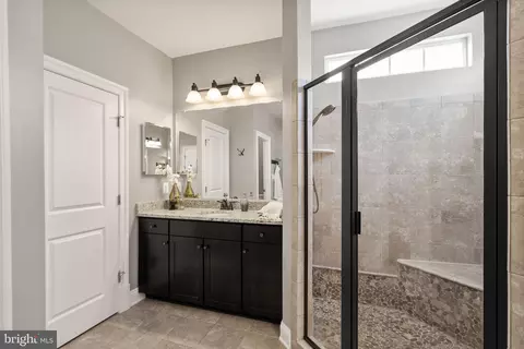 41841 Bloomfield Path St, Ashburn, VA 20148 photo 11