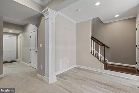 42531 Pine Forest Dr, Chantilly, VA 20152 photo 18