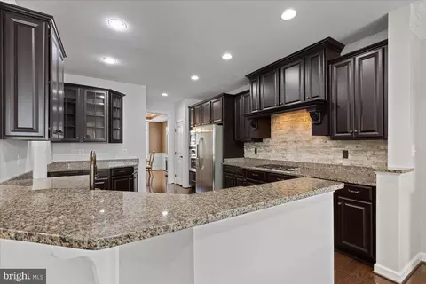 42531 Pine Forest Dr, Chantilly, VA 20152 photo 25