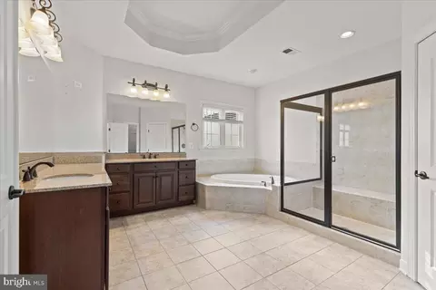 42531 Pine Forest Dr, Chantilly, VA 20152 photo 9