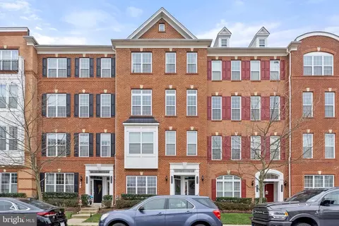 43131 Wealdstone Ter, Ashburn, VA 20148