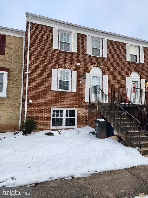 1039 B Margate Ct, Sterling, VA 20164