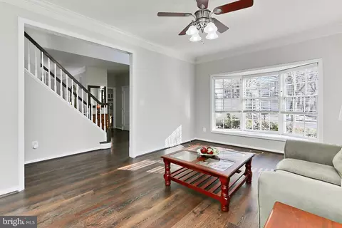 Living - 26041 Springdale Dr, Chantilly, VA 20152 photo 2 of 4
