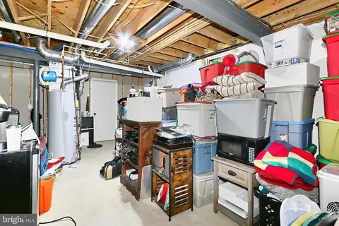 Other - 26041 Springdale Dr, Chantilly, VA 20152 photo 14 of 18