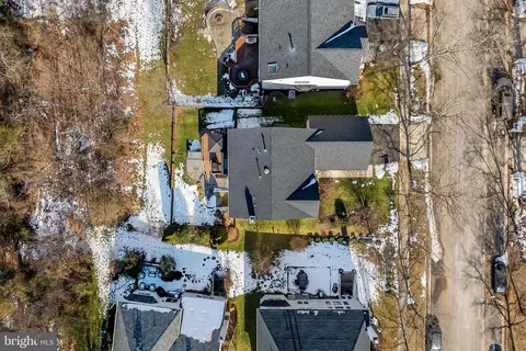 View/Area - 26041 Springdale Dr, Chantilly, VA 20152 photo 7 of 11
