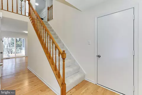 Entry Way - 17585 Wadell Ct, Hamilton, VA 20158 photo 2 of 3