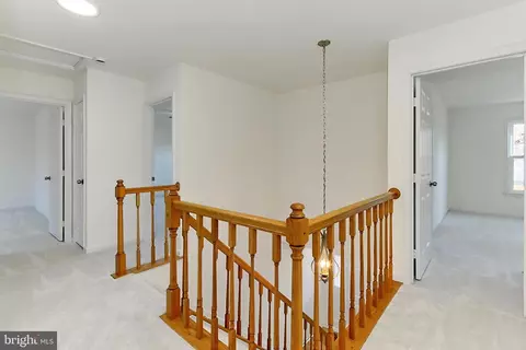 Entry Way - 17585 Wadell Ct, Hamilton, VA 20158 photo 3 of 3