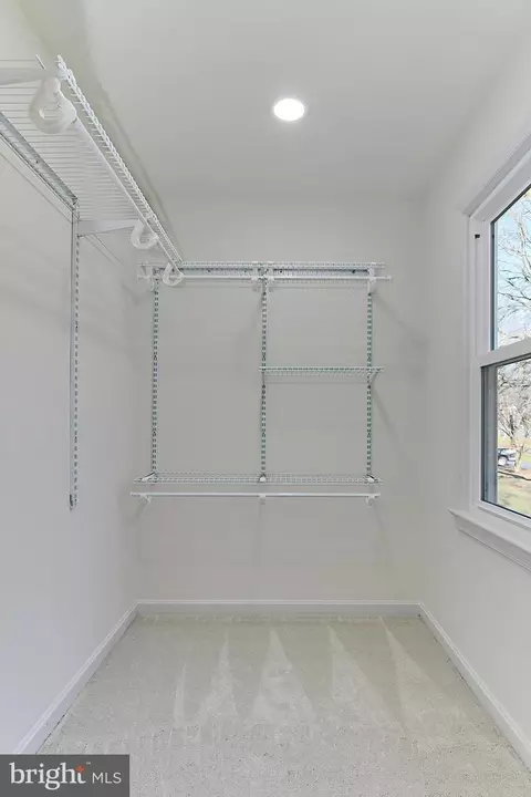 Other - 17585 Wadell Ct, Hamilton, VA 20158 photo 6 of 12