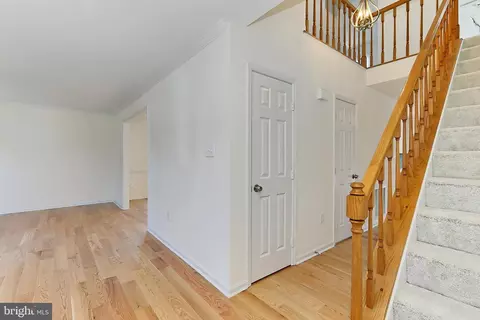 Entry Way - 17585 Wadell Ct, Hamilton, VA 20158 photo 1 of 3