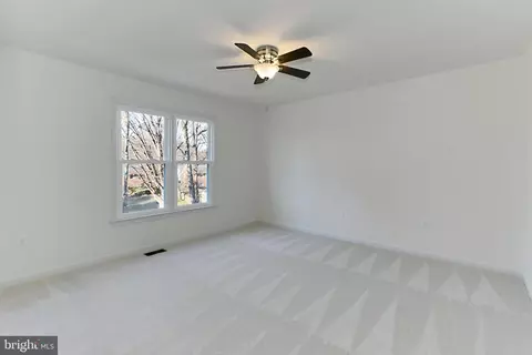 Bedroom - 17585 Wadell Ct, Hamilton, VA 20158 photo 4 of 4