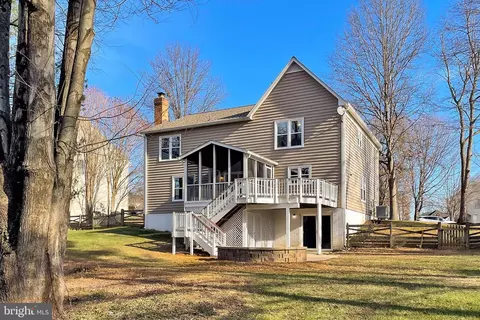 Exterior - 17585 Wadell Ct, Hamilton, VA 20158 photo 20 of 20