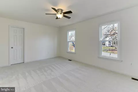 Bedroom - 17585 Wadell Ct, Hamilton, VA 20158 photo 2 of 4