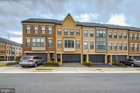 42304 Rockrimmon Ter, Ashburn, VA 20148