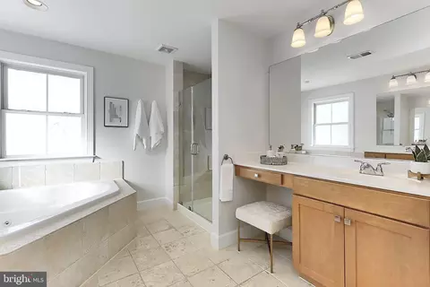 Bath - 42469 Spring Splendor Dr, Brambleton, VA 20148 photo 1 of 3