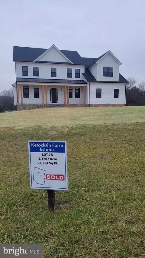 41464 Canongate Dr, Leesburg, VA 20175