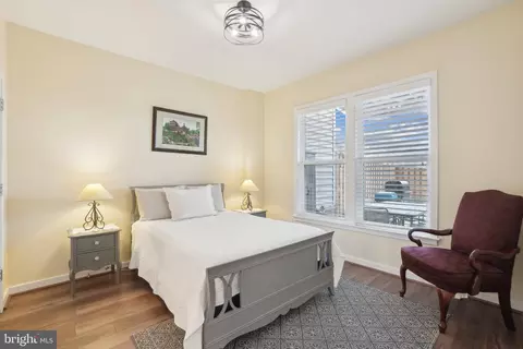 44940 Bishop Ter, Ashburn, VA 20147 photo 28