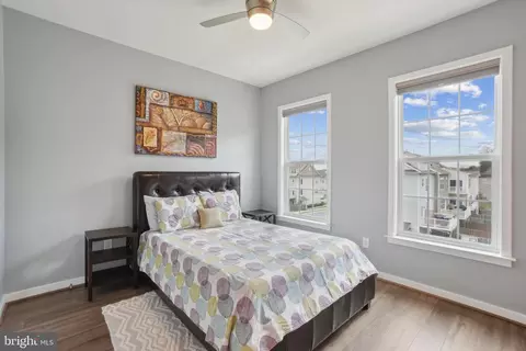 44940 Bishop Ter, Ashburn, VA 20147 photo 20