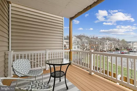 44940 Bishop Ter, Ashburn, VA 20147 photo 11