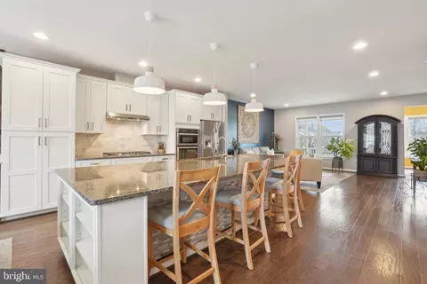 44940 Bishop Ter, Ashburn, VA 20147 photo 4