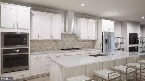 44476 Lowestoft, Ashburn, VA 20147