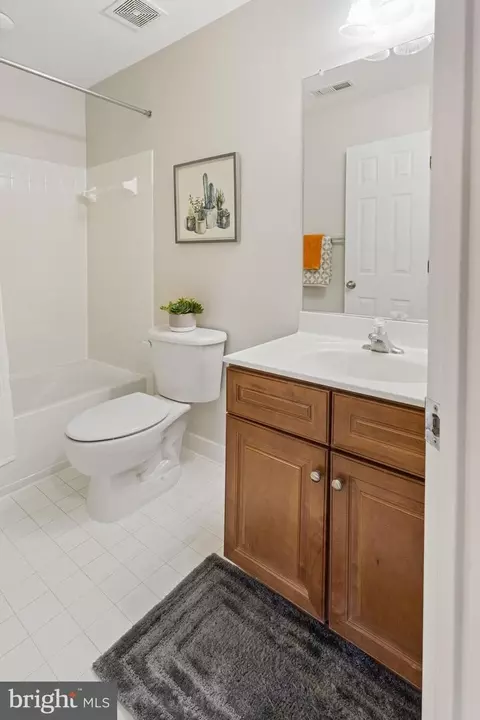 21840 Ladyslipper Sq, Ashburn, VA 20147 photo 38