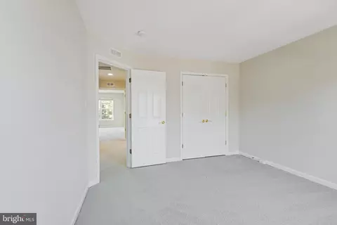 21840 Ladyslipper Sq, Ashburn, VA 20147 photo 33