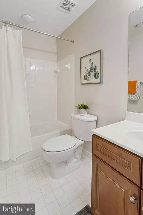 21840 Ladyslipper Sq, Ashburn, VA 20147 photo 37